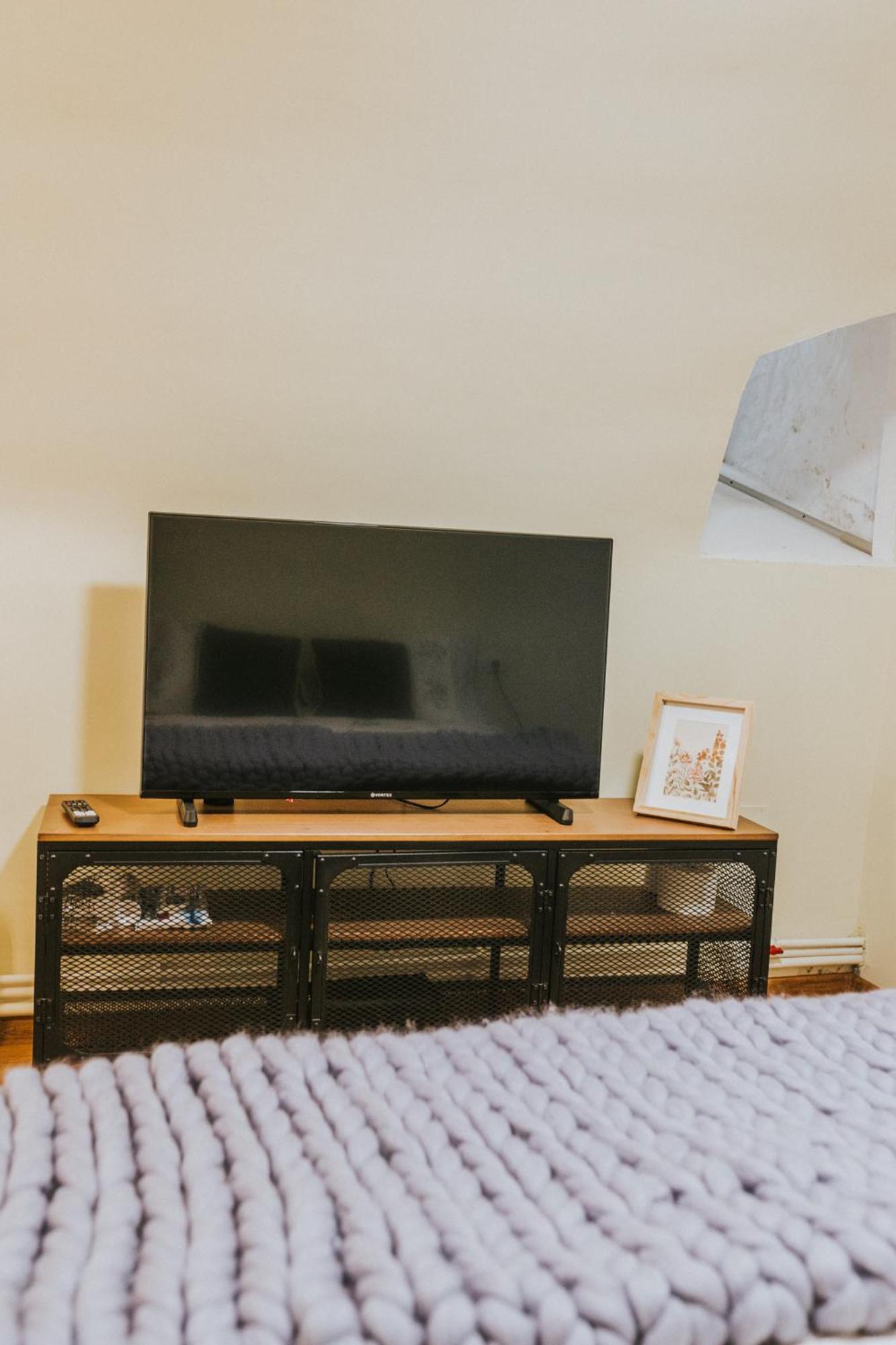 Locart -Cozy Downtown Apartment, Near Black Church With Free Wi-Fi Braşov Exterior foto